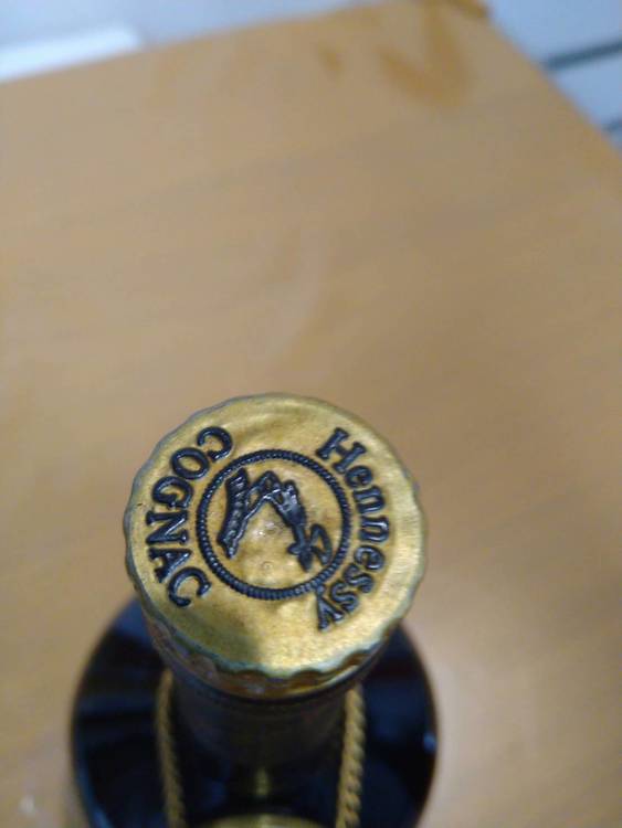 ヘネシーナポレオン　ブラスドール　750ml古酒（お酒）の商品画像 - 査定依頼日：2022年2月17日 - 最高査定価格：6,000円