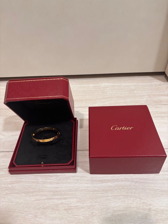 カルティエ　ラブブレス（金・貴金属）の商品画像 - 査定依頼日：2026年9月14日 - 最高査定価格：1,100,000円