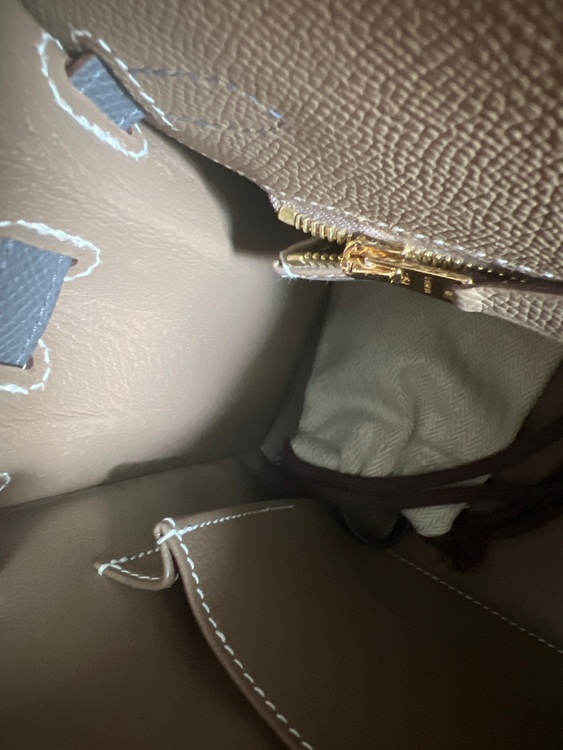 ケリー25トリコロールカラー（ブランドバッグ）の商品画像 - 査定依頼日：2025年10月12日 - 最高査定価格：3,100,000円