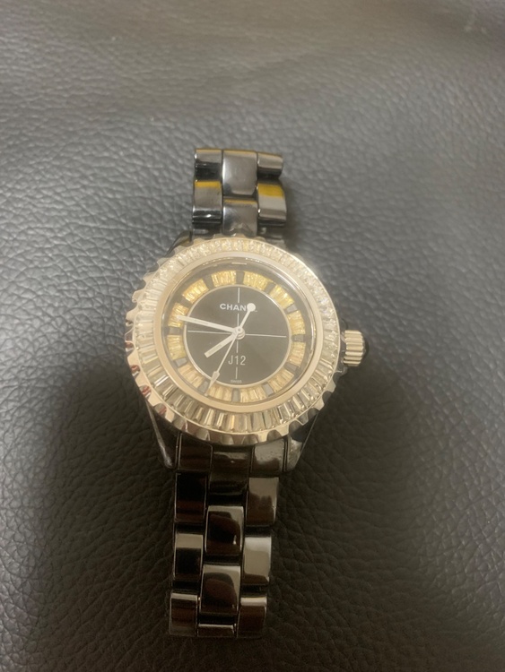 シャネル J12 （高級時計）の商品画像 - 査定依頼日：2026年1月8日 - 最高査定価格：2,500,000円