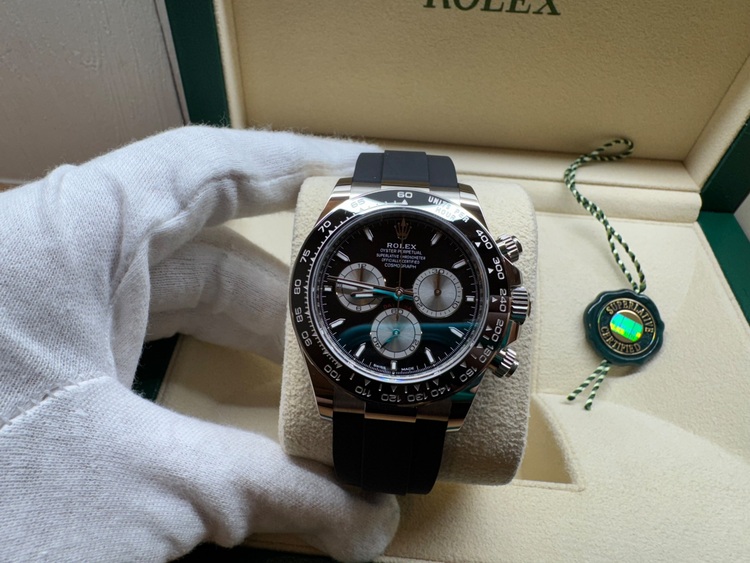 126519LN（高級時計）の商品画像 - 査定依頼日：2025年6月24日 - 最高査定価格：5,850,000円