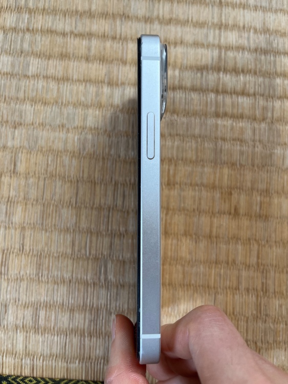 iPhone iPhone 13 mini 128GB SIMフリー（スマホ）の商品画像 - 査定依頼日：2026年8月4日 - 最高査定価格：25,500円