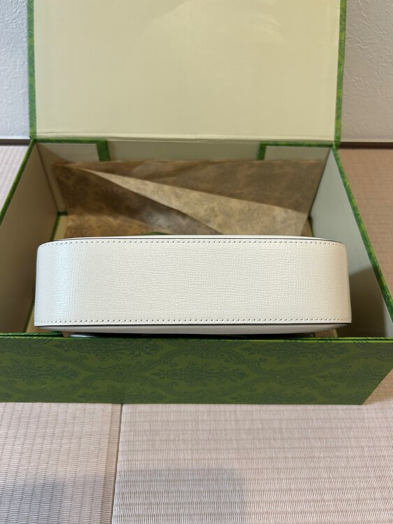 ホースビット1955 型番：658574（ブランドバッグ）の商品画像 - 査定依頼日：2025年1月10日 - 最高査定価格：150,000円