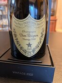 シャンパン ドン・ペリニヨン （お酒）の商品画像 - 査定依頼日：2025年1月15日 - 最高査定価格：17,000円