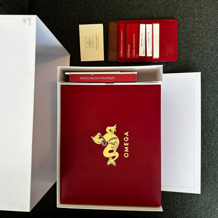 1957 トリロジ﻿ー SEAMASTER 30﻿0（高級時計）の商品画像 - 査定依頼日：2025年1月8日 - 最高査定価格：800,000円