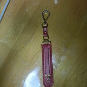 キーホルダー（ブランド財布・小物）の商品画像 - 査定依頼日：2025年9月5日 - 最高査定価格：3,000円