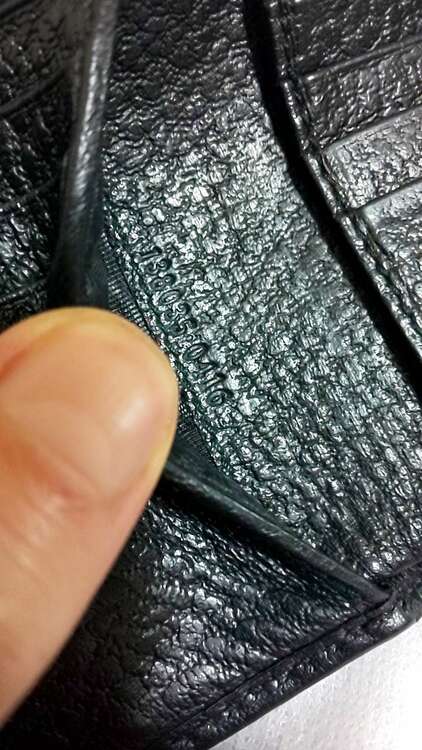 GUCCIバンブー財布（古着・ファッション）の商品画像 - 査定依頼日：2025年1月14日 - 最高査定価格：3,000円