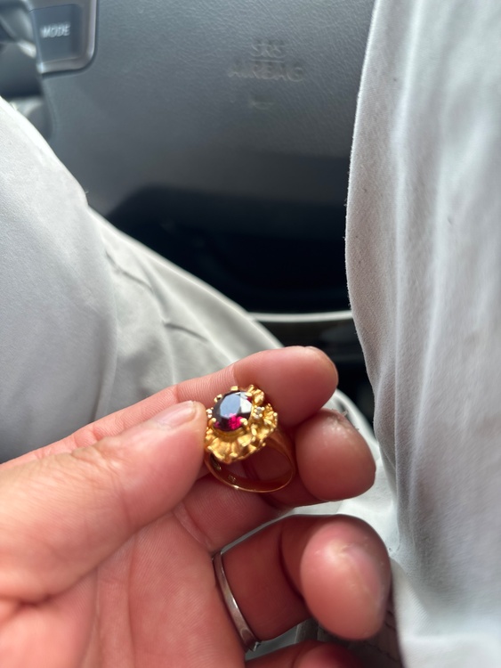 不明（金・貴金属）の商品画像 - 査定依頼日：2026年3月23日 - 最高査定価格：200,000円