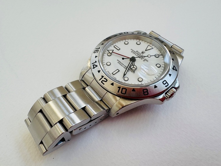 エクスプローラー2 ホワイト（高級時計）の商品画像 - 査定依頼日：2025年11月16日 - 最高査定価格：1,200,000円