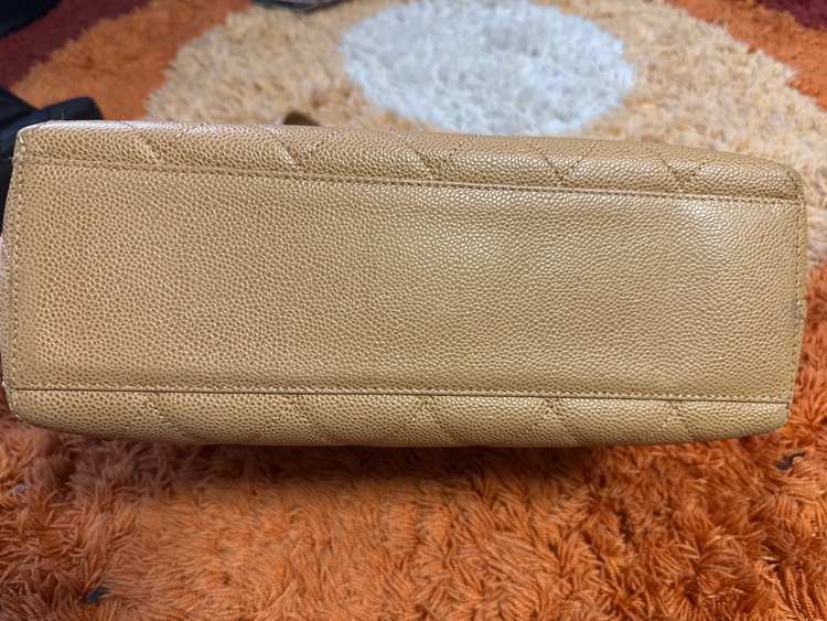 ハンドバッグ（ブランドバッグ）の商品画像 - 査定依頼日：2025年10月22日 - 最高査定価格：140,000円