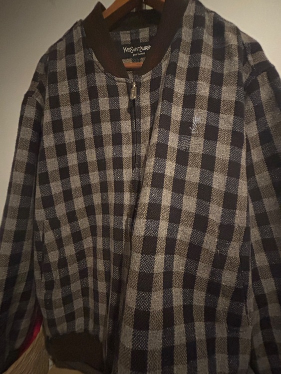 ジャケット（古着・ファッション）の商品画像 - 査定依頼日：2025年10月29日 - 最高査定価格：100,000円