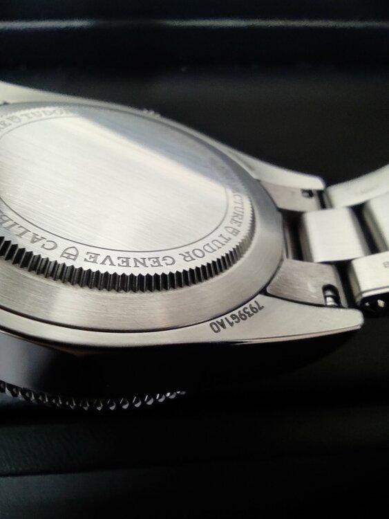 58GMT（高級時計）の商品画像 - 査定依頼日：2025年12月22日 - 最高査定価格：540,000円