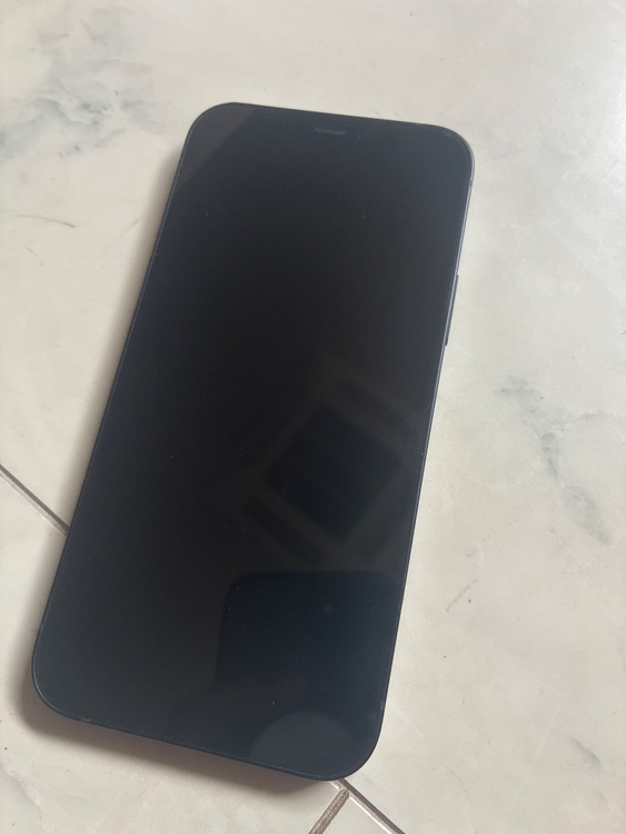 iPhone 12 128GB au（スマホ）の商品画像 - 査定依頼日：2026年2月16日 - 最高査定価格：24,000円