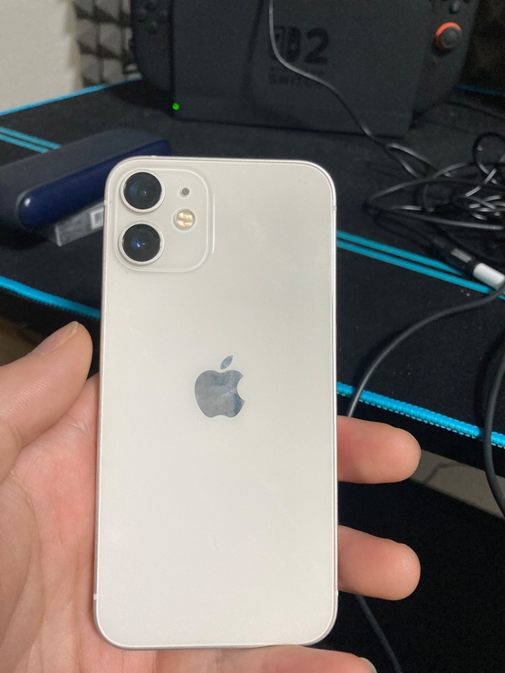 iPhone 12 mini 128GB SIMフリー（スマホ）の商品画像 - 査定依頼日：2026年2月15日 - 最高査定価格：18,000円