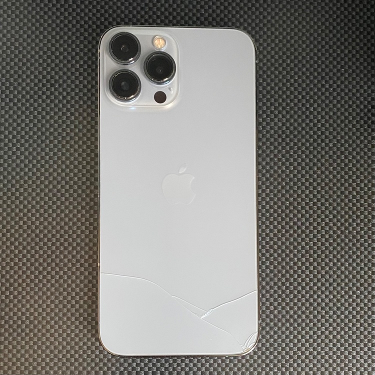 iPhone iPhone 13 Pro Max 128GB SIMフリー（スマホ）の商品画像 - 査定依頼日：2026年7月16日 - 最高査定価格：60,000円