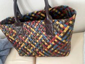 ボッテガ・ヴェネタ  （ブランドバッグ）の商品画像 - 査定依頼日：2025年1月13日 - 最高査定価格：100,000円