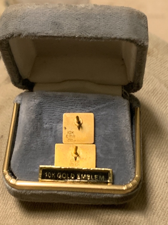 バッチ（金・貴金属）の商品画像 - 査定依頼日：2026年1月19日 - 最高査定価格：25,000円