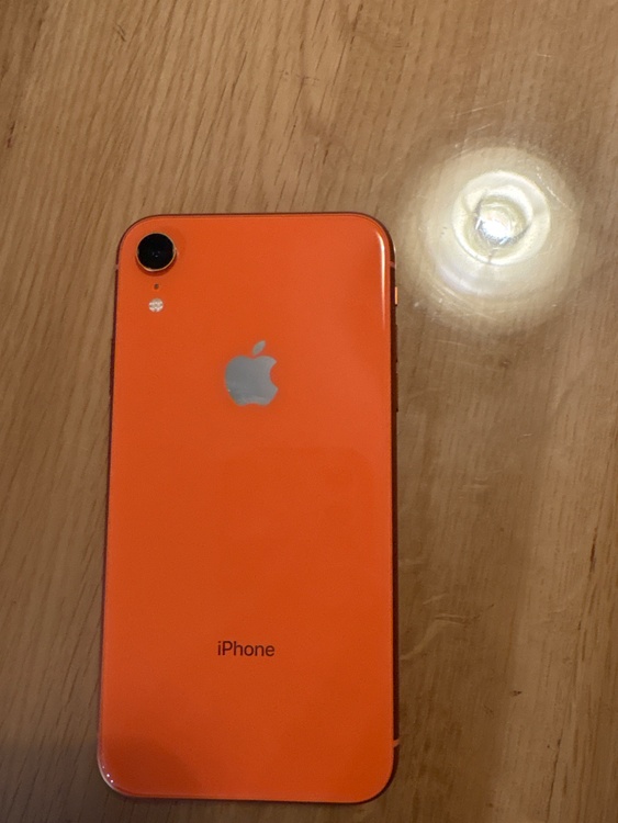 iPhone Xr MT0A2J/A（スマホ）の商品画像 - 査定依頼日：2026年1月27日 - 最高査定価格：12,000円