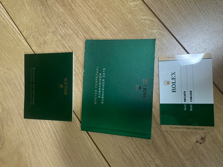 ロレックス サブマリーナー 116613Lm（高級時計）の商品画像 - 査定依頼日：2025年7月28日 - 最高査定価格：2,200,000円