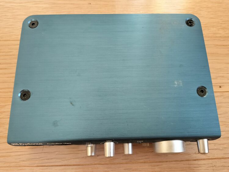 PreSonus AudioBox itwo STUDIO（ピアノ・楽器・PA機材）の商品画像 - 査定依頼日：2025年8月4日 - 最高査定価格：5,000円