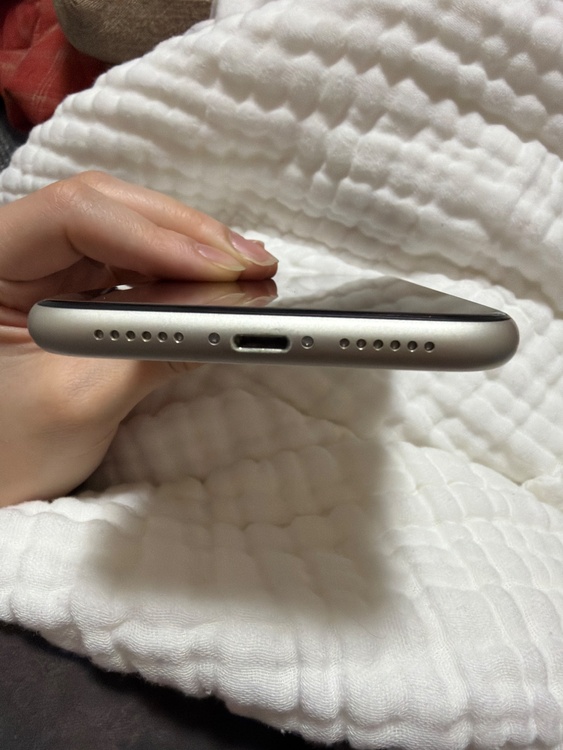 iPhone（スマホ）の商品画像 - 査定依頼日：2026年1月10日 - 最高査定価格：23,000円