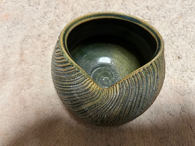 灰皿（美術品・骨董品）の商品画像 - 査定依頼日：2026年8月4日 - 最高査定価格：500円