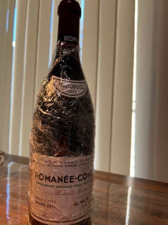 ２０１１年（お酒）の商品画像 - 査定依頼日：2025年1月9日 - 最高査定価格：1,500,000円