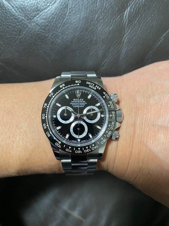 ロレックス デイトナ 116500l（高級時計）の商品画像 - 査定依頼日：2025年11月13日 - 最高査定価格：4,100,000円