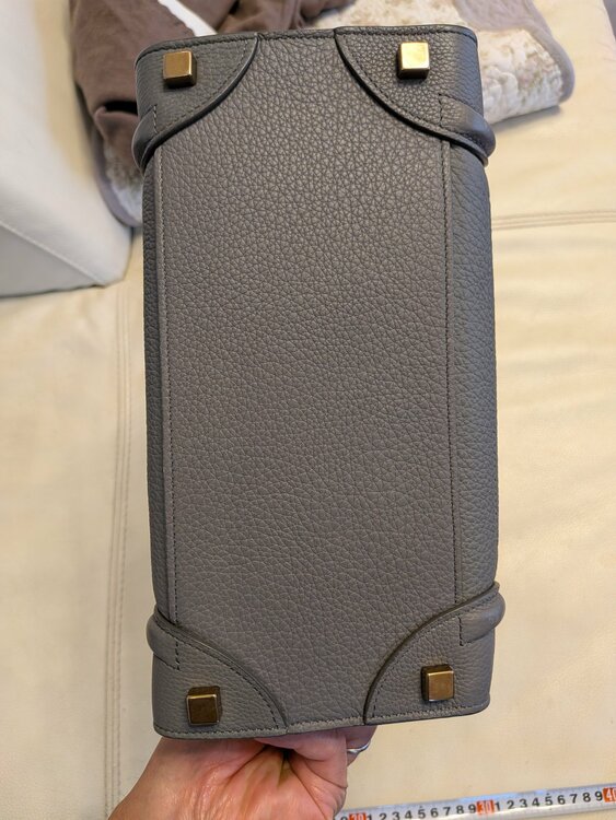 セリーヌ  （ブランドバッグ）の商品画像 - 査定依頼日：2026年4月11日 - 最高査定価格：100,000円