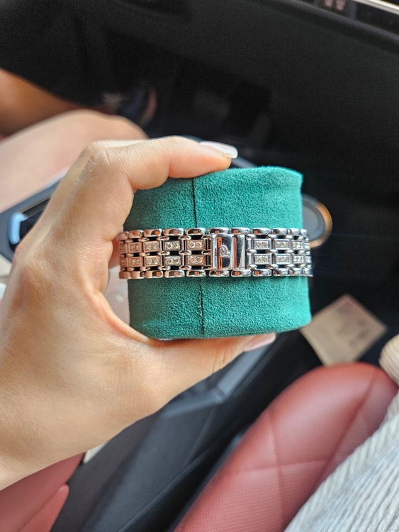 ピアジェ アルティプラノ 8035N（高級時計）の商品画像 - 査定依頼日：2025年7月28日 - 最高査定価格：1,400,000円