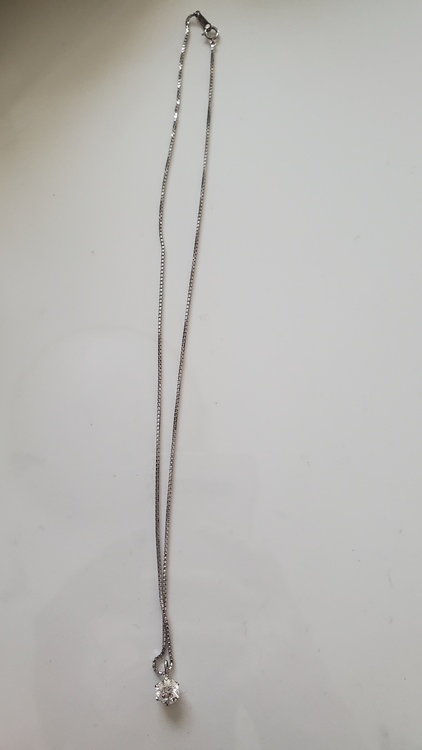 ダイアモンド（宝石）の商品画像 - 査定依頼日：2022年5月31日 - 最高査定価格：150,000円