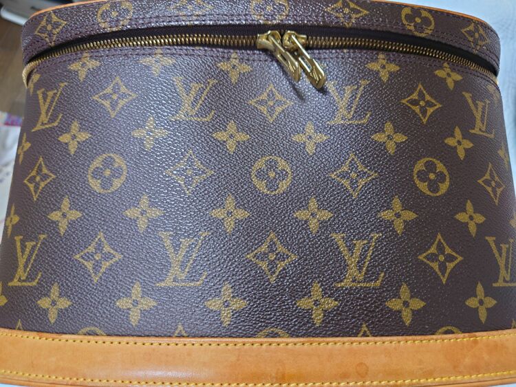 ヴァニティ（ブランドバッグ）の商品画像 - 査定依頼日：2025年8月20日 - 最高査定価格：60,000円