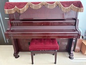 KL68C チェリーワインカラー艶出し（ピアノ・楽器・PA機材）の商品画像 - 査定依頼日：2026年1月23日 - 最高査定価格：5,000円