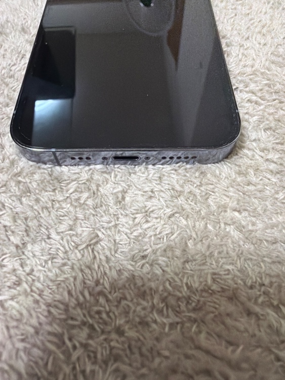 iPhone 13 Pro 256GB docomo（スマホ）の商品画像 - 査定依頼日：2026年5月9日 - 最高査定価格：49,000円