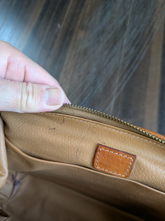 セカンドバッグ（ブランドバッグ）の商品画像 - 査定依頼日：2026年2月22日 - 最高査定価格：15,000円