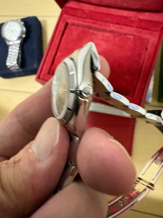 ロレックス　oyster perpetual（高級時計）の商品画像 - 査定依頼日：2026年9月21日 - 最高査定価格：1,600,000円