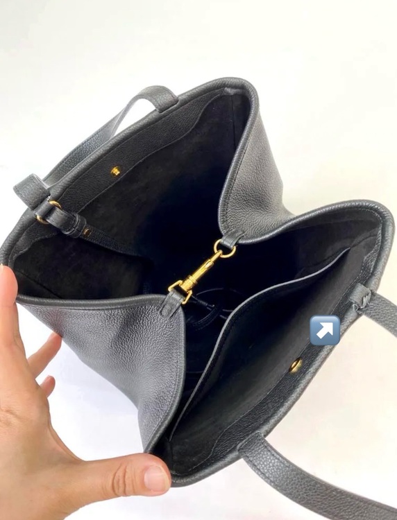 セリーヌ  （ブランドバッグ）の商品画像 - 査定依頼日：2025年9月9日 - 最高査定価格：40,000円