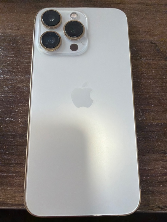 iPhone 13 Pro 256GB SIMフリー（スマホ）の商品画像 - 査定依頼日：2026年3月24日 - 最高査定価格：42,000円