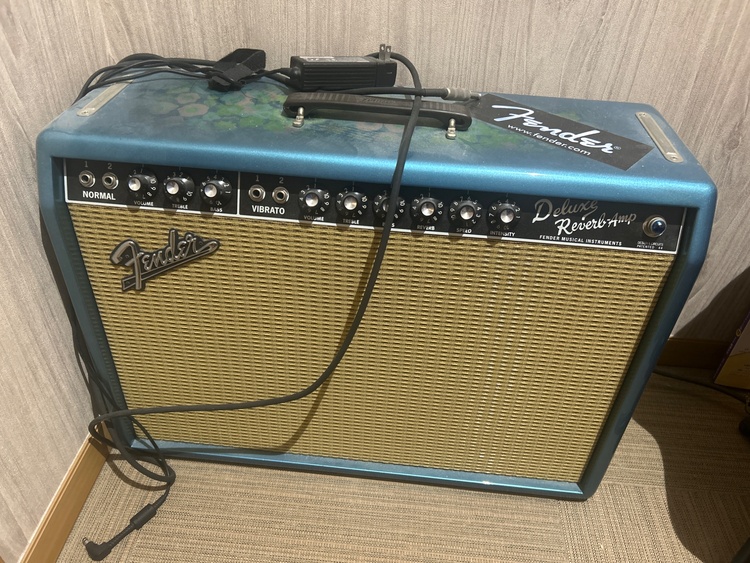 Fender ’65 Deluxe Reverb Reissue Blue Fl（ピアノ・楽器・PA機材）の商品画像 - 査定依頼日：2026年5月15日 - 最高査定価格：72,000円