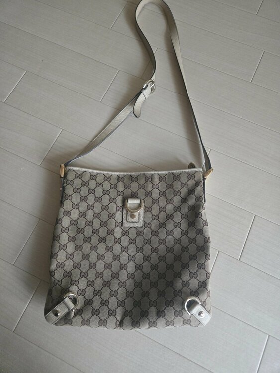 キャンパス地GGマーク（ブランドバッグ）の商品画像 - 査定依頼日：2026年2月7日 - 最高査定価格：100,000円