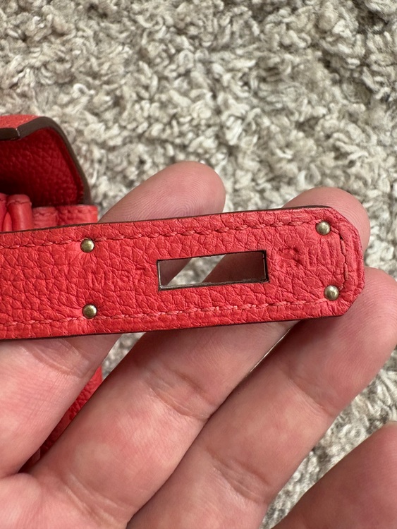 ケリー28（ブランドバッグ）の商品画像 - 査定依頼日：2025年10月22日 - 最高査定価格：1,650,000円