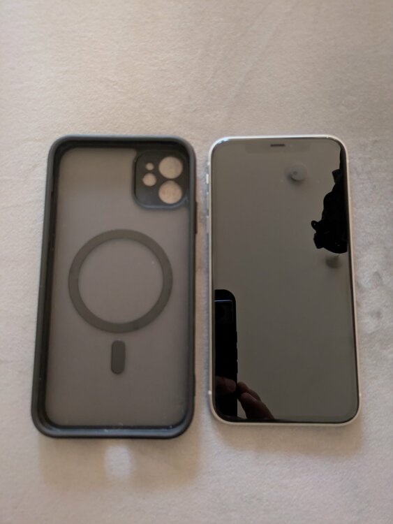iphone11（スマホ）の商品画像 - 査定依頼日：2026年8月16日 - 最高査定価格：19,500円