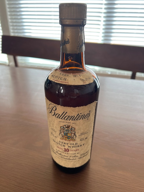 ウイスキー バランタイン（お酒）の商品画像 - 査定依頼日：2026年9月17日 - 最高査定価格：18,000円