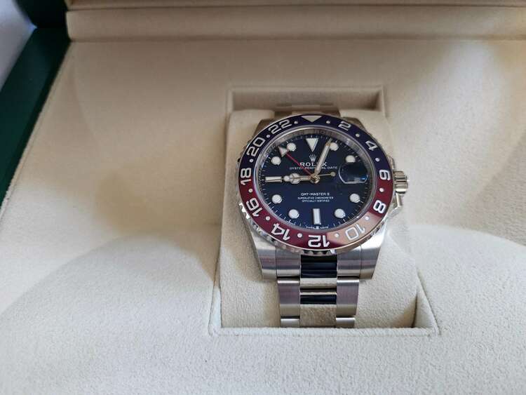 ロレックス GMTマスター 126719BLRO（高級時計）の商品画像 - 査定依頼日：2025年2月3日 - 最高査定価格：6,000,000円
