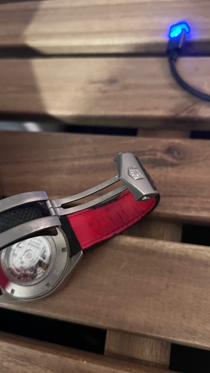 TAG Heuer Carrera Calibre 16 クロノグラフ（自動巻）（高級時計）の商品画像 - 査定依頼日：2026年2月11日 - 最高査定価格：250,000円