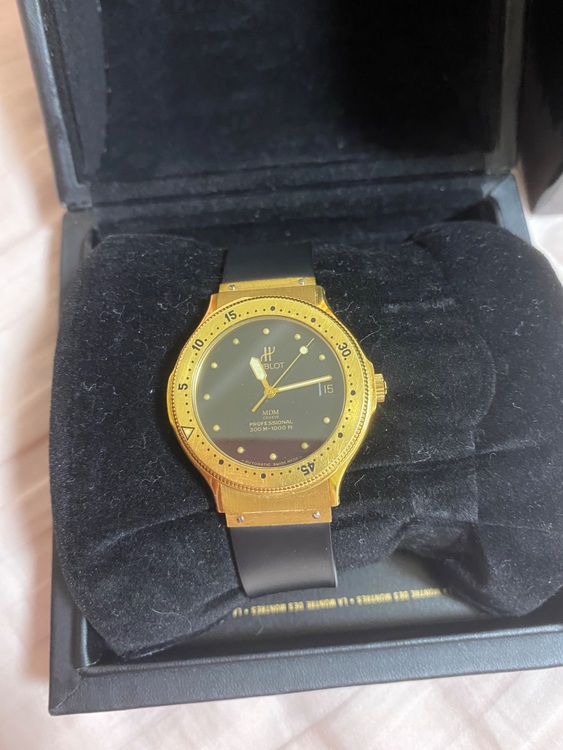 ダイバー38㎜（高級時計）の商品画像 - 査定依頼日：2025年11月15日 - 最高査定価格：1,250,000円