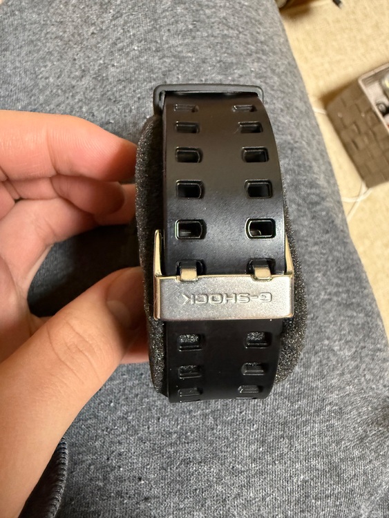 G-SHOCK その他 GA-100Cb（高級時計）の商品画像 - 査定依頼日：2025年12月3日 - 最高査定価格：500円