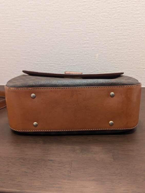 2wayバッグ トップハンドル（ブランドバッグ）の商品画像 - 査定依頼日：2025年3月23日 - 最高査定価格：20,000円