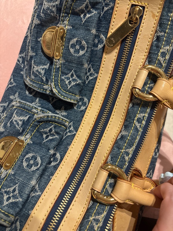 LOUIS VUITTON ルイヴィトン ネオスピーディ デニム バッグ （ブランドバッグ）の商品画像 - 査定依頼日：2025年9月24日 - 最高査定価格：200,000円