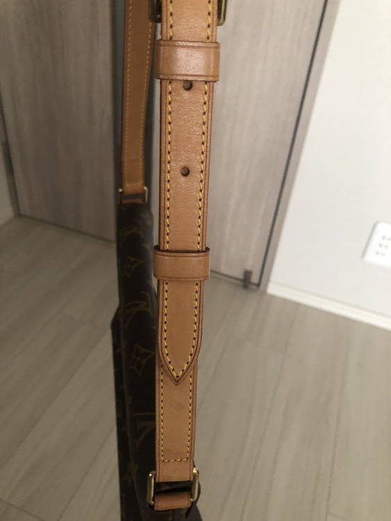 ショルダー（ブランドバッグ）の商品画像 - 査定依頼日：2022年5月14日 - 最高査定価格：61,000円